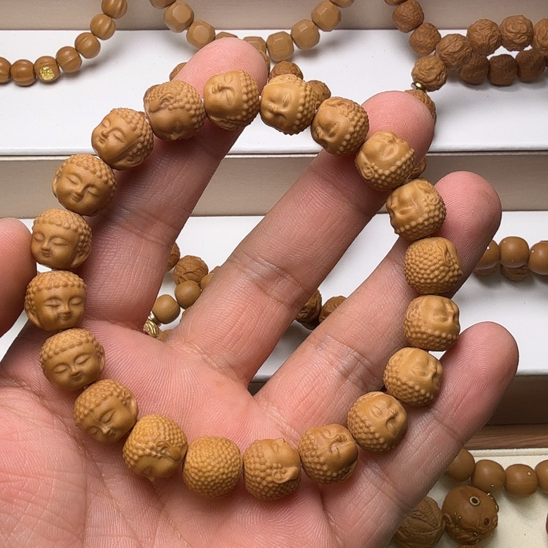 文玩核桃吊坠宝宝佛