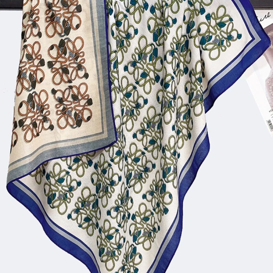 高档25年新款斜纹围巾方巾披肩丝巾薄款复古港风法式送妈妈礼物