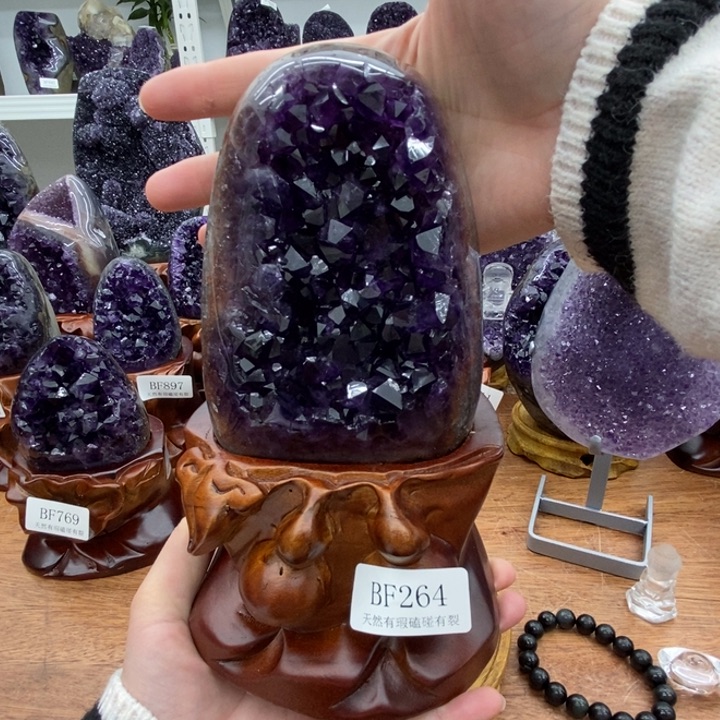 紫晶大型摆件（非配饰）未镶嵌