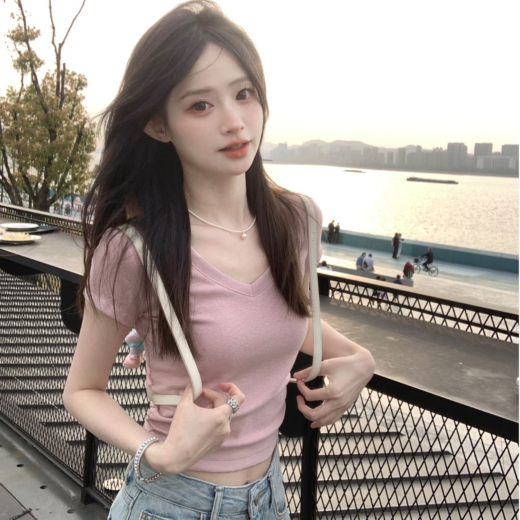 Zzhen【小蛮腰】松紧抽皱设计V领显瘦短袖DTX694