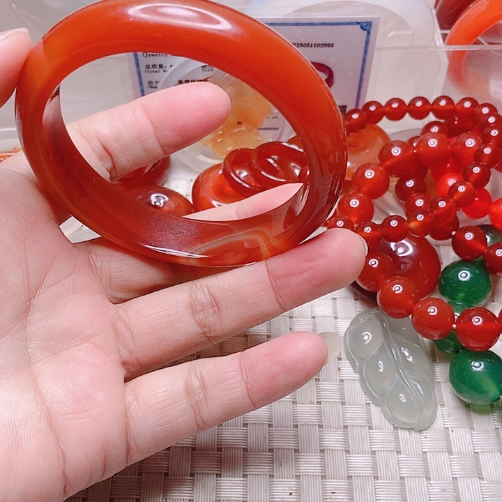 玛瑙/玉髓未镶嵌手镯