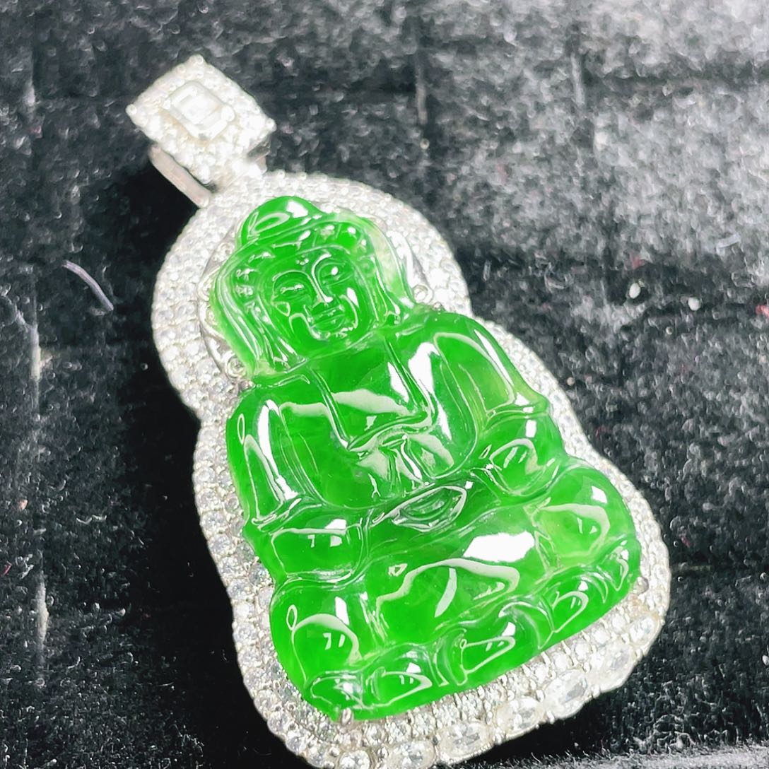 翡翠未镶嵌颈饰888