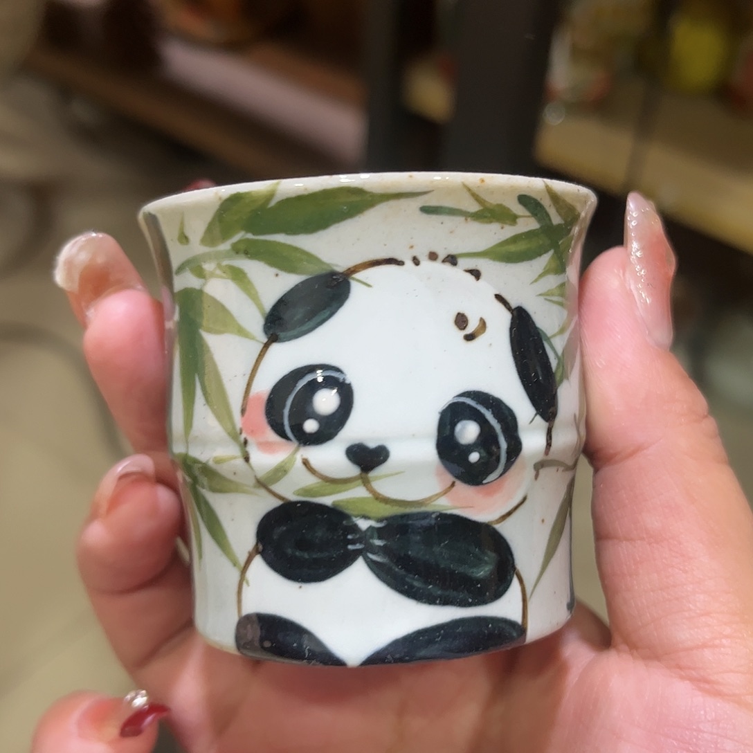 瓷片红红火火过大年