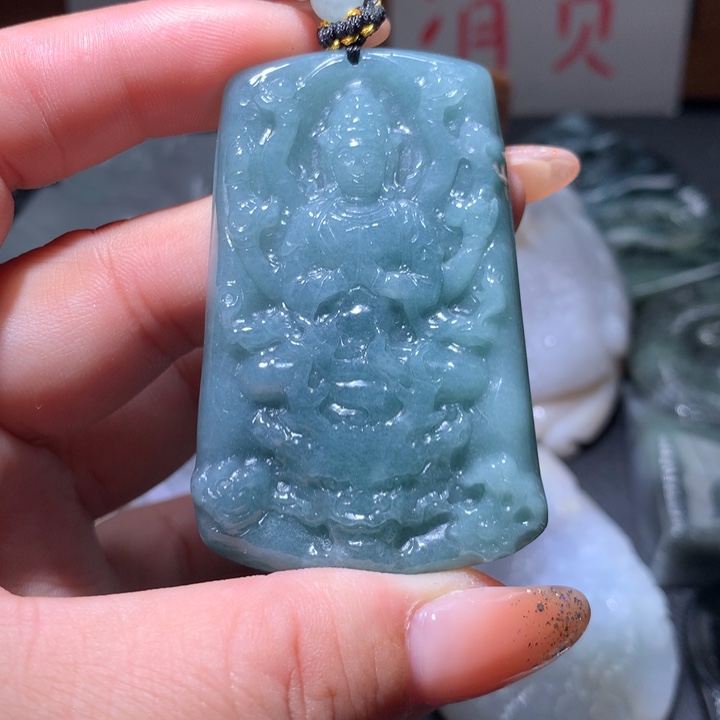 翡翠未镶嵌颈饰保真天然A货翡翠