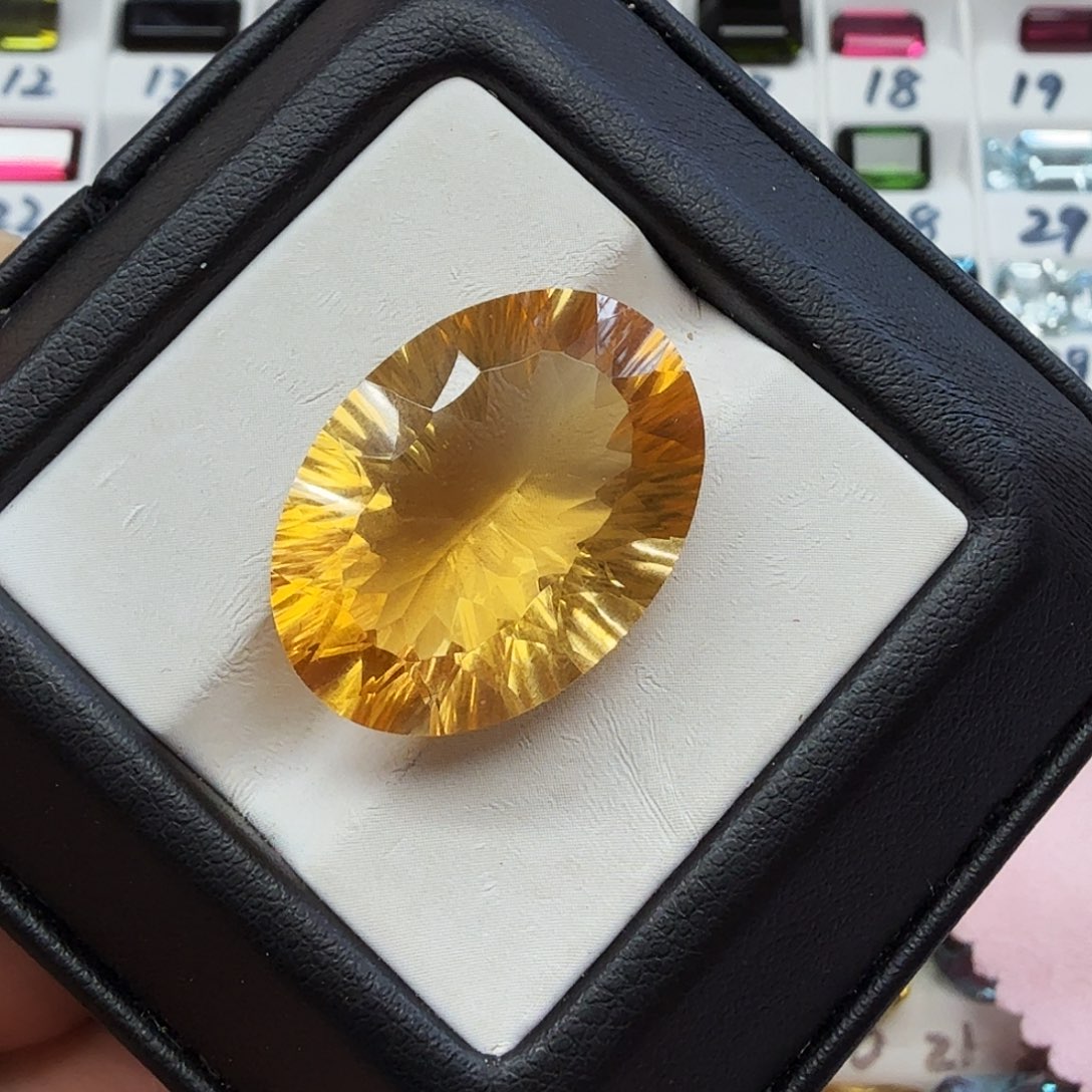 珠宝半成品未镶嵌黄晶抢购福利款精美千禧切椭圆型卡23.3×17毫米