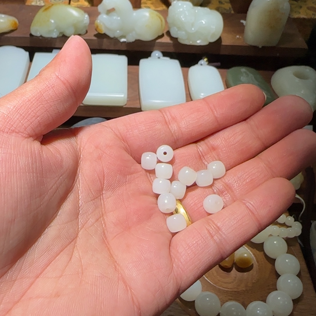 十***风和田玉未镶嵌手链