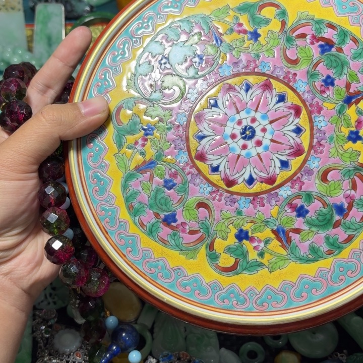 平***妞闪购商品，一对一讲解