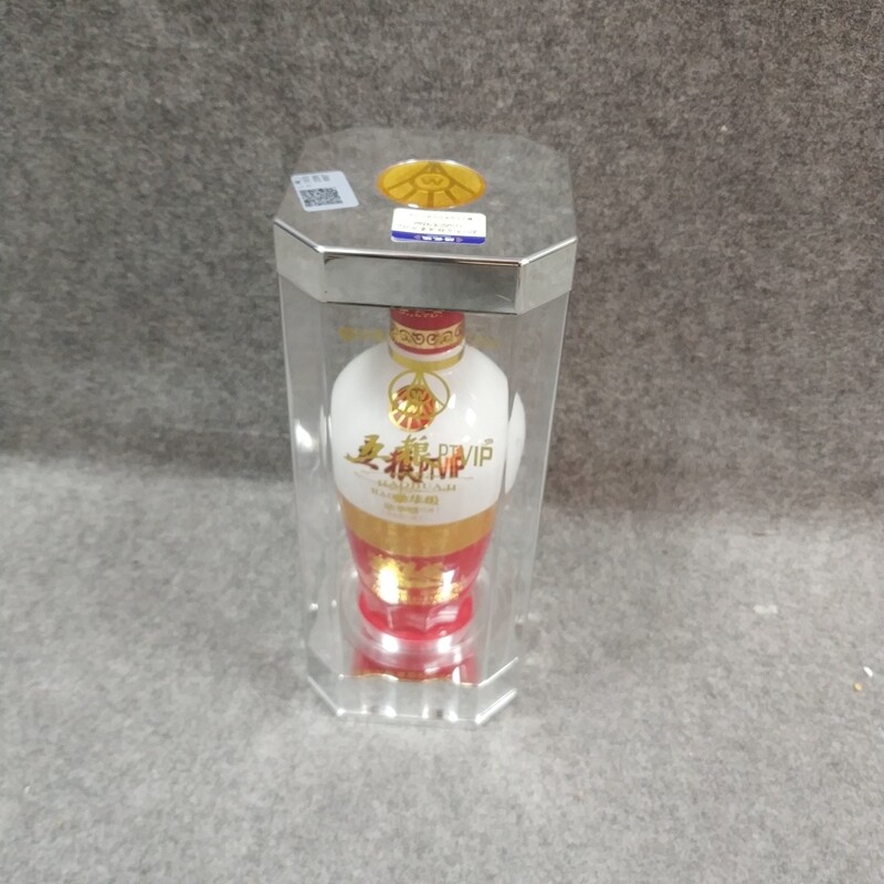 2017年五粮液豪华级ptvip52度500ml-M25GK008C79-02