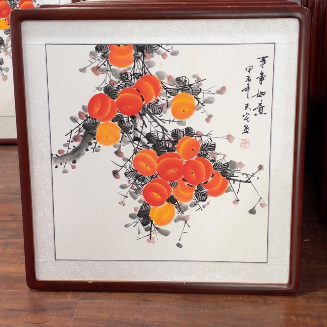 国画手绘带框尺寸63*63厘米