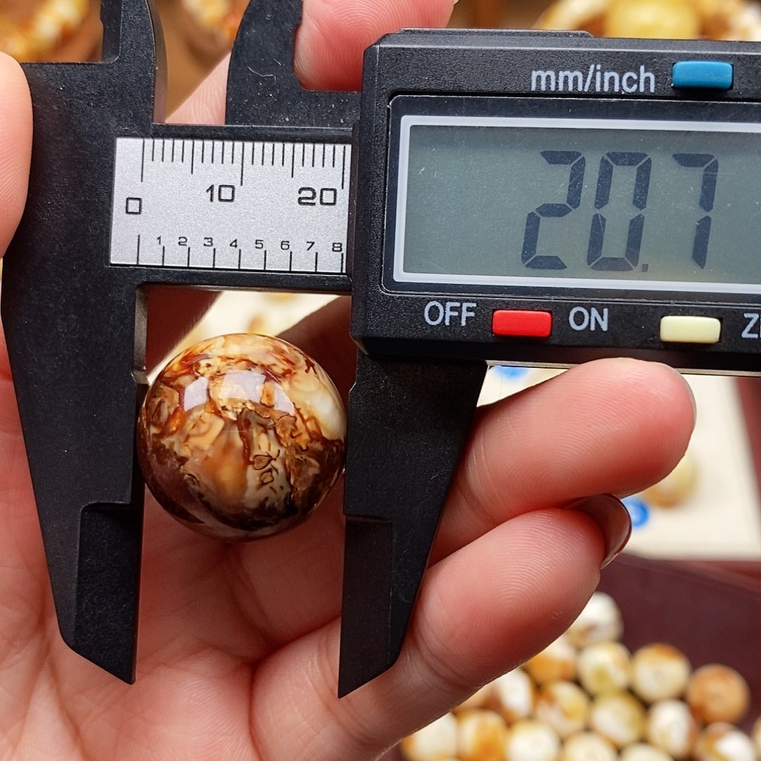 琥珀未镶嵌裸石蜜蜡