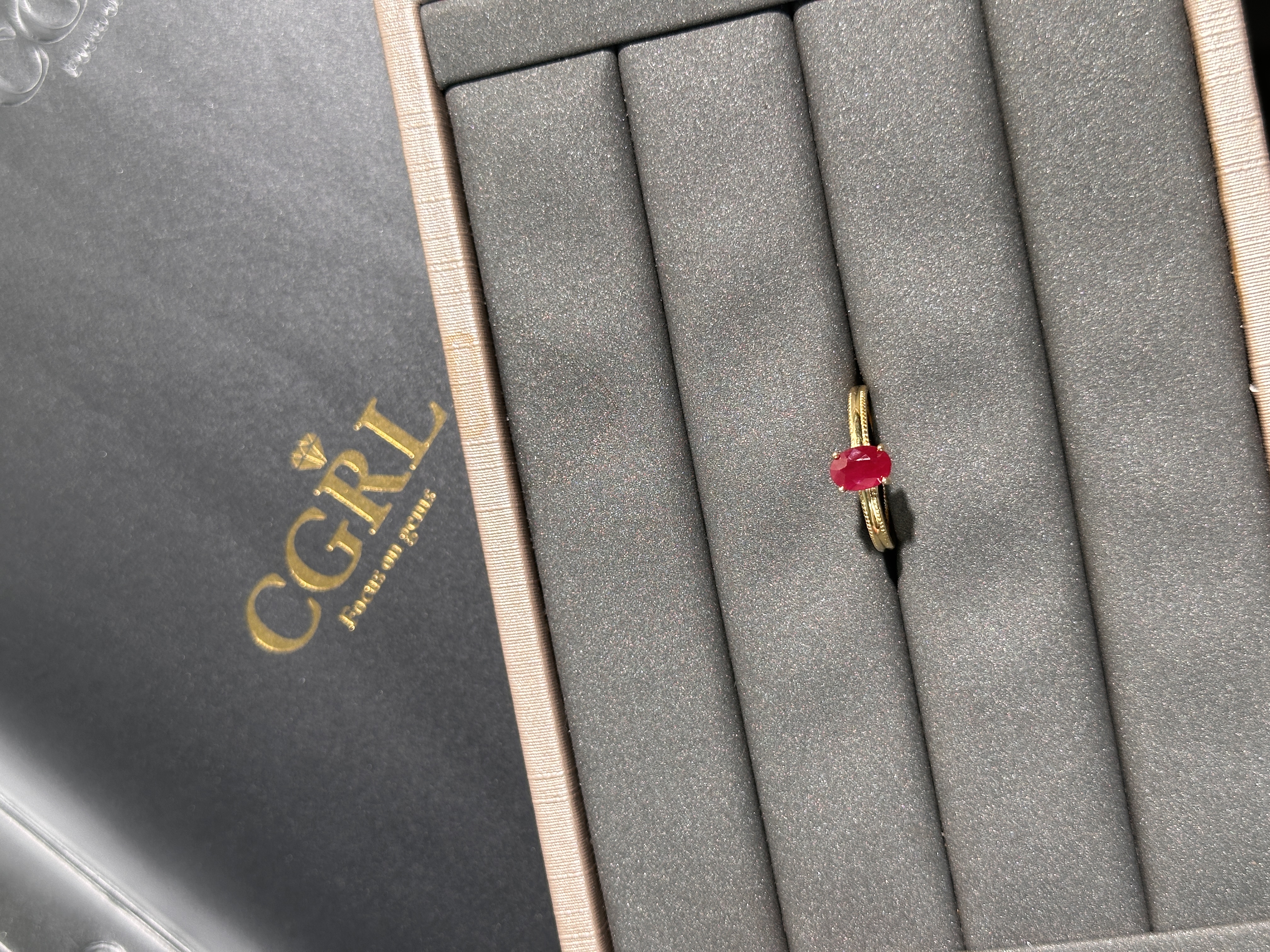 天然辰砂天然红宝石戒指 多样性发其一 H293