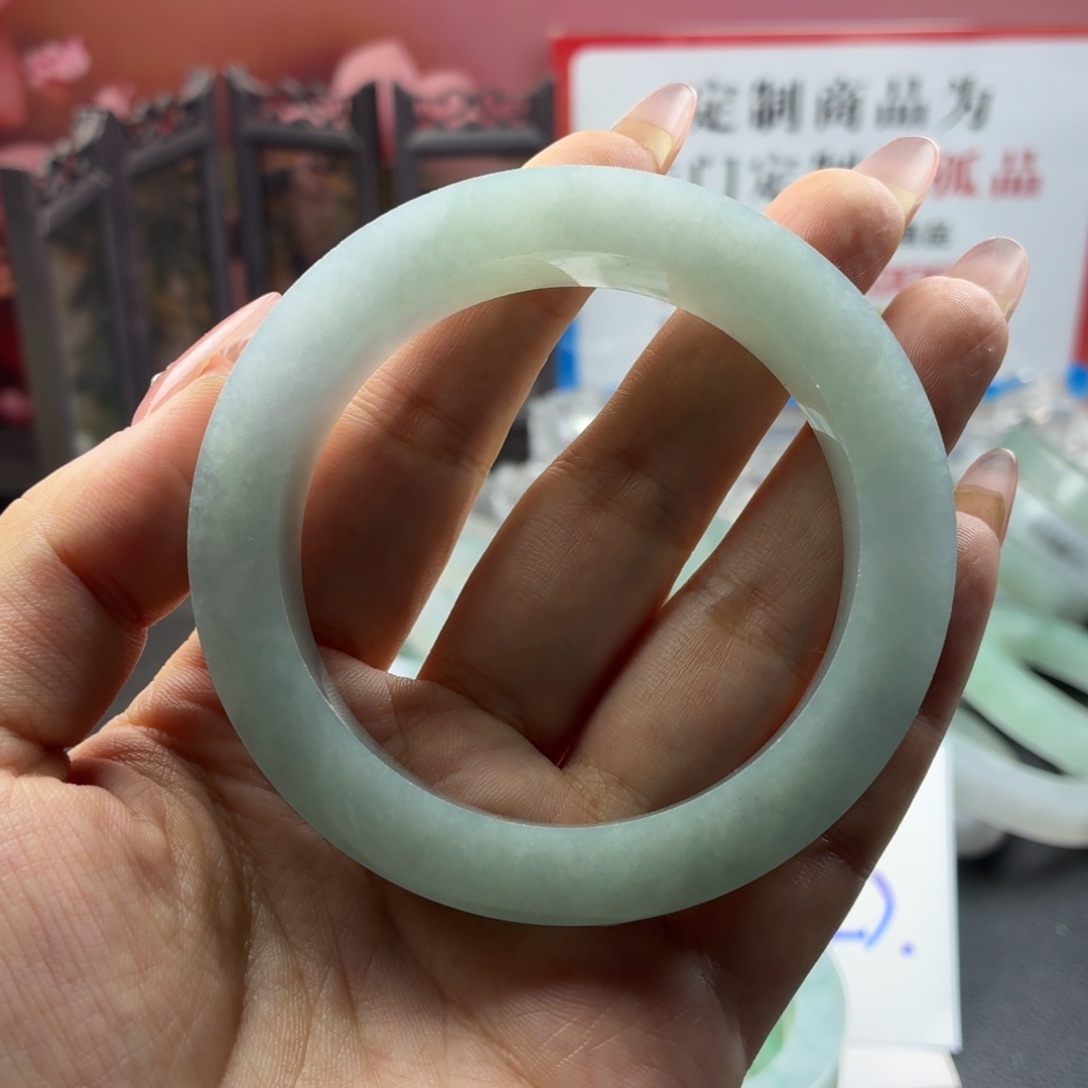 L***n定制翡翠未镶嵌缅A翡翠多样性发一