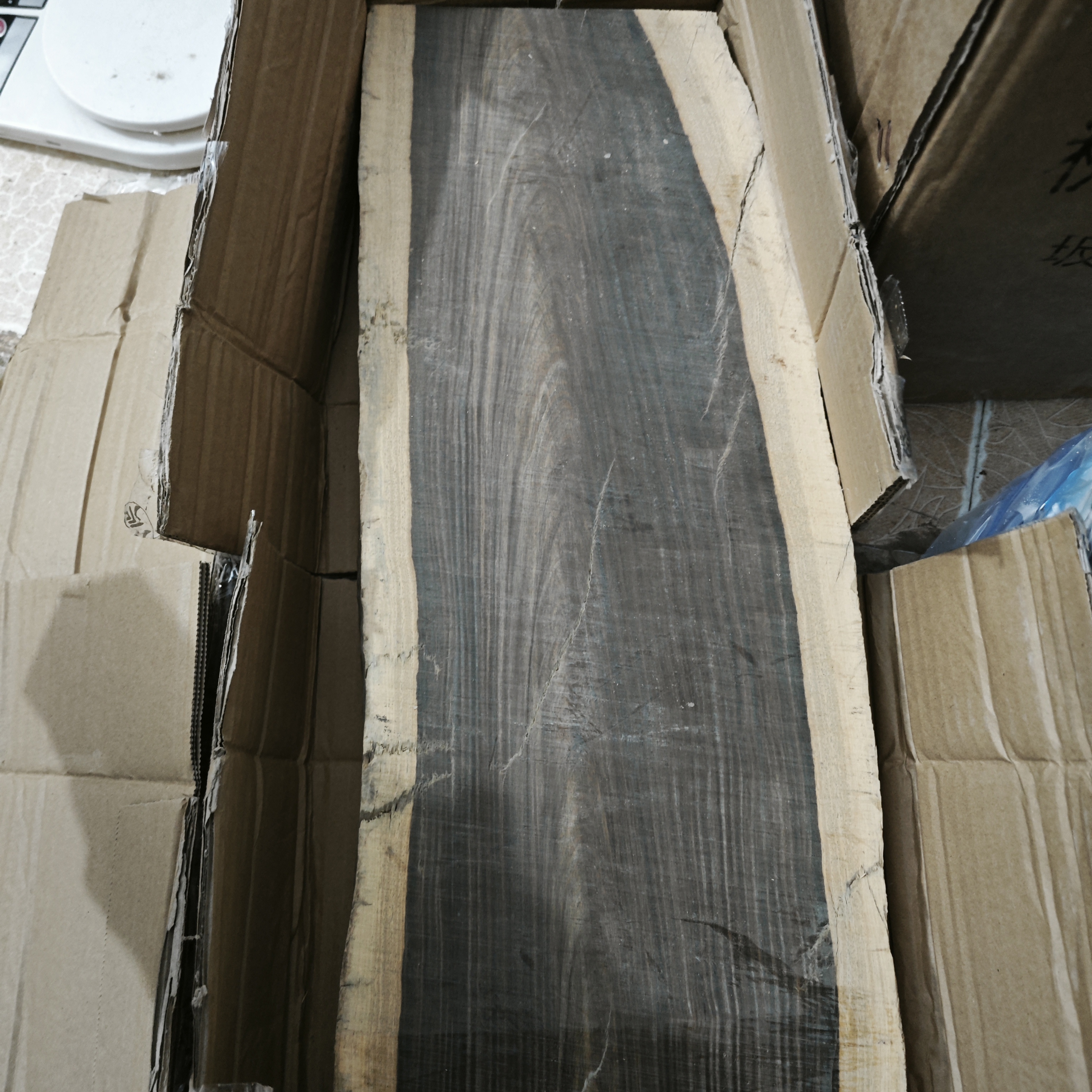 牙买加愈疮木原木老料愈疮木中的精品料 出很顶的成品，不是绿檀！