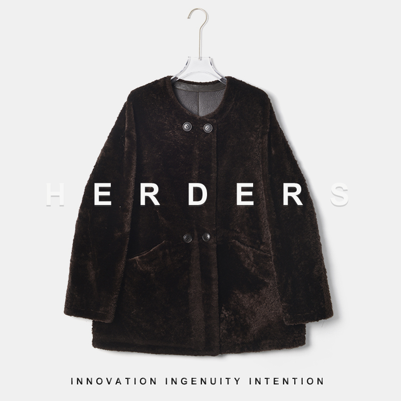 HERDERS 乌木棕短款圆领纽扣款皮毛一体 50977