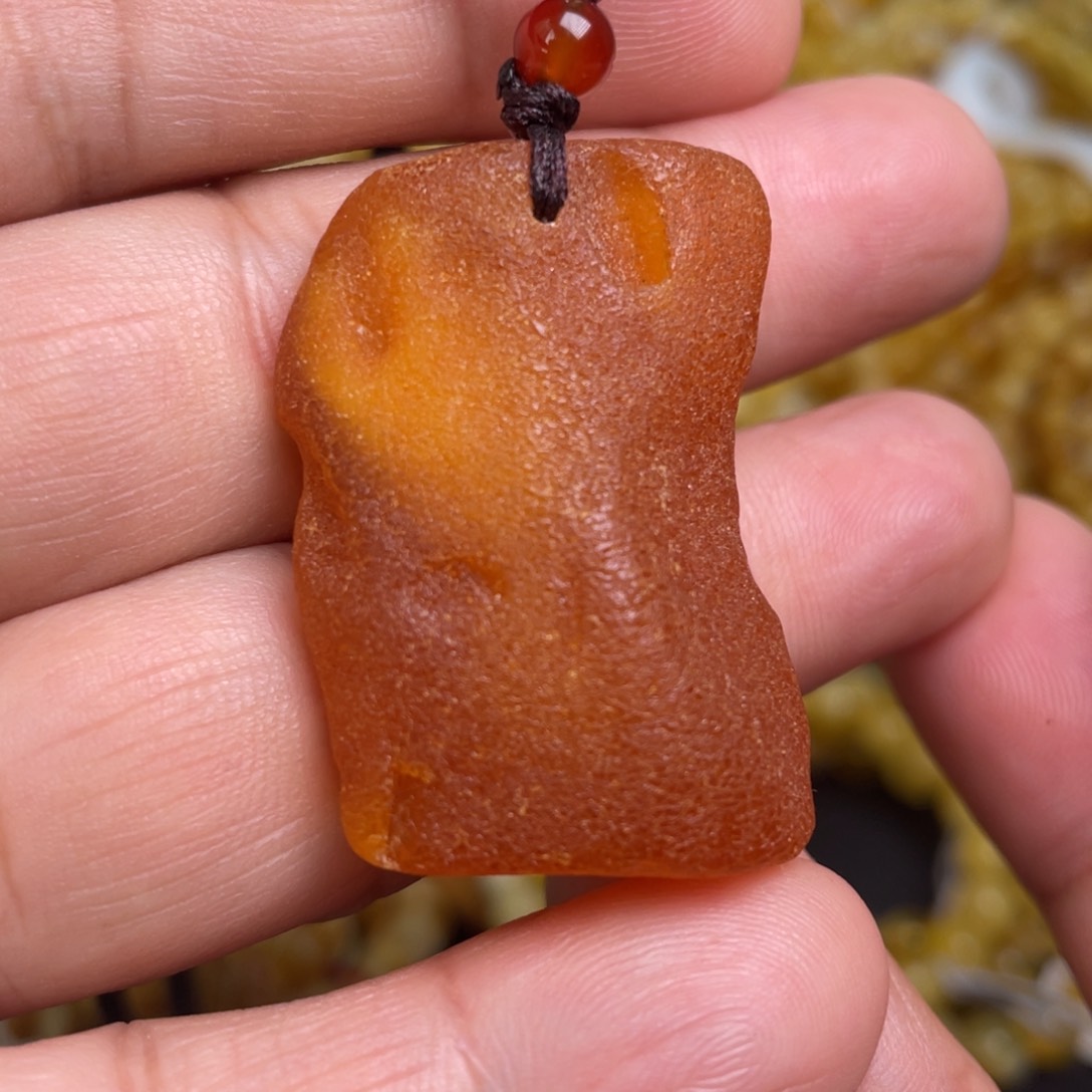 蜜蜡颈饰未镶嵌蜜蜡吊坠