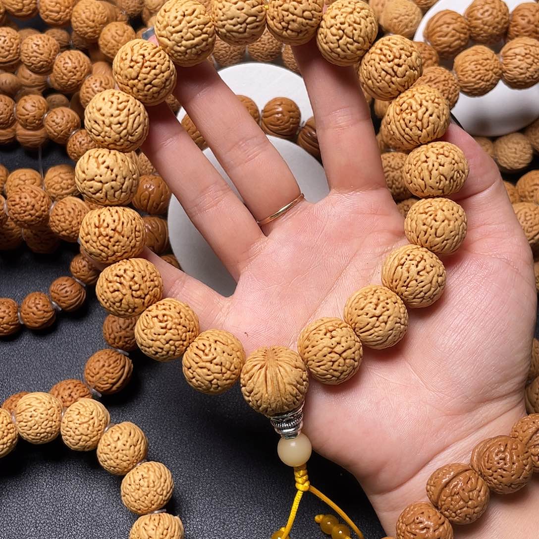 桃核手串龙鳞苹果