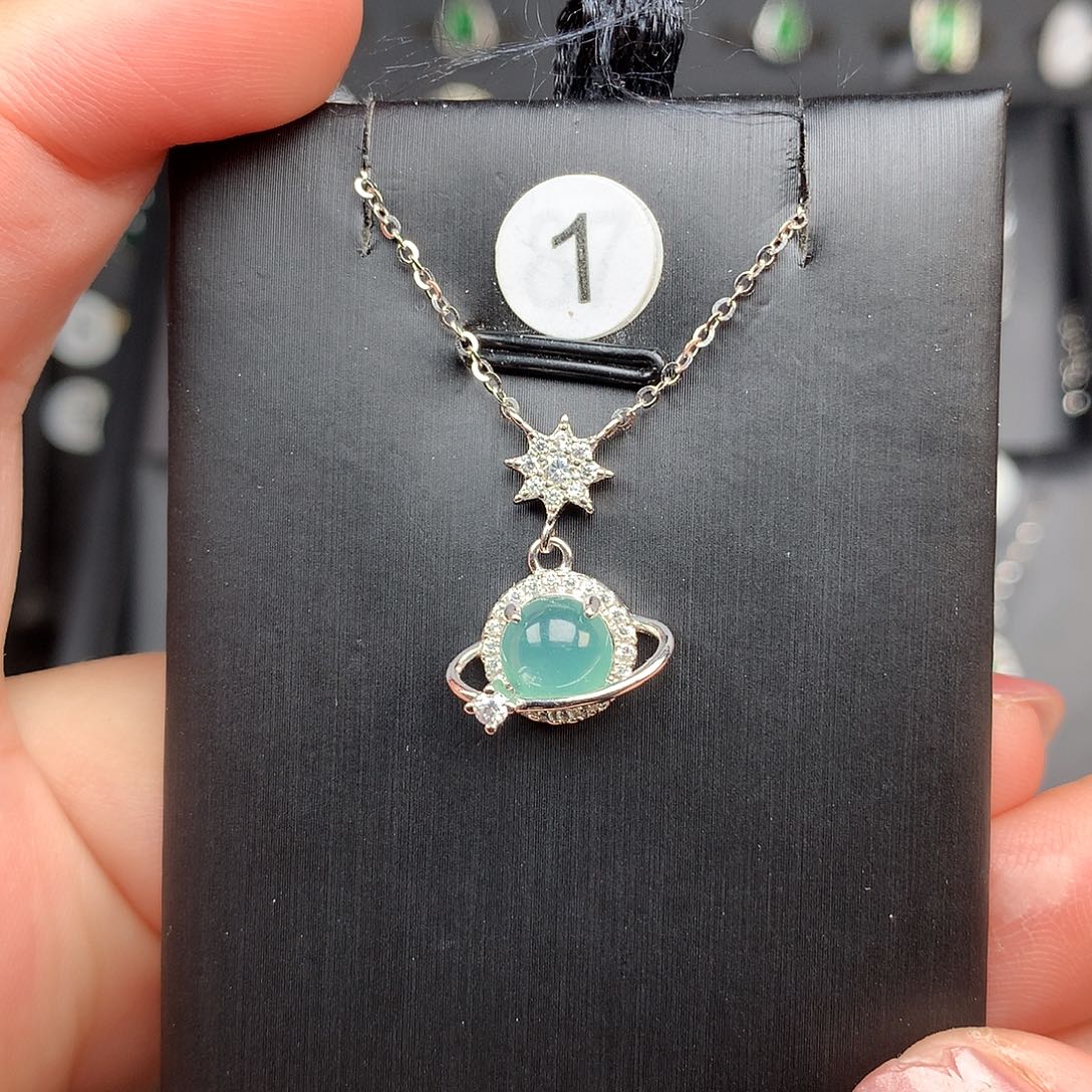 翡翠颈饰银S925镶嵌项链925