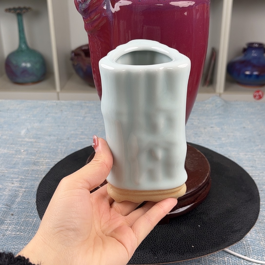 瓷片笔筒摆件精品