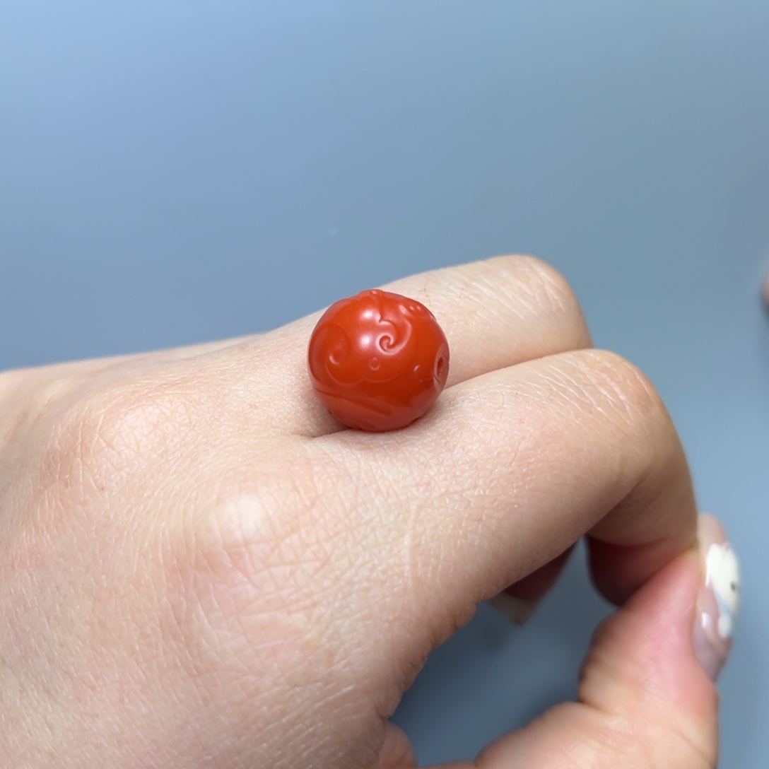 南红玛瑙未镶嵌柿子红圆珠雕件（螭龙）13.1mm