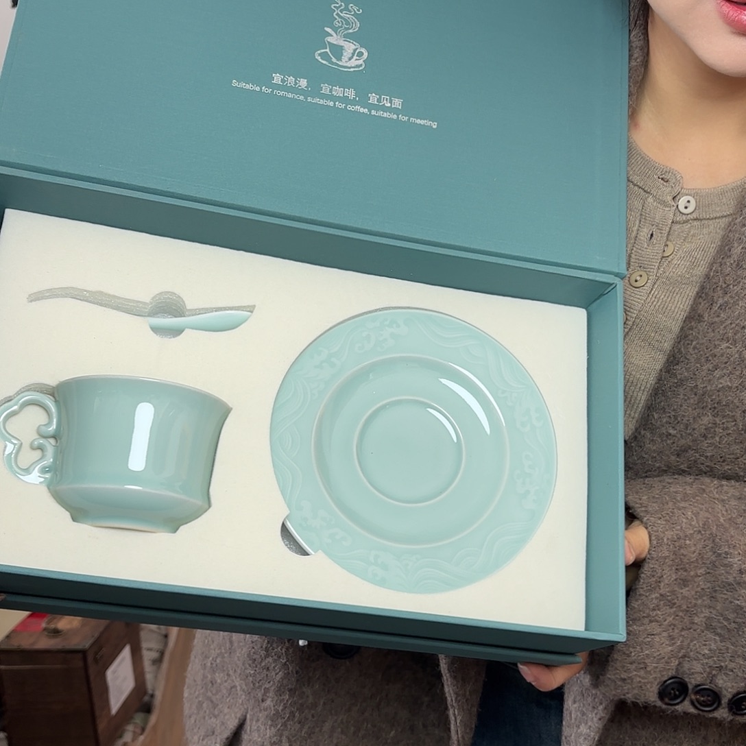龙泉云间青瓷小米茶器