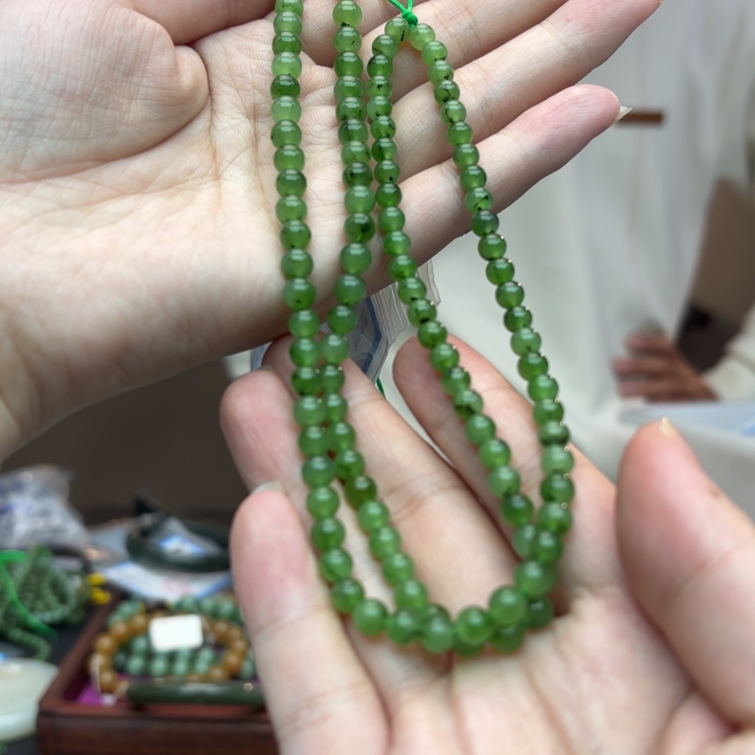 和田玉手串未镶嵌