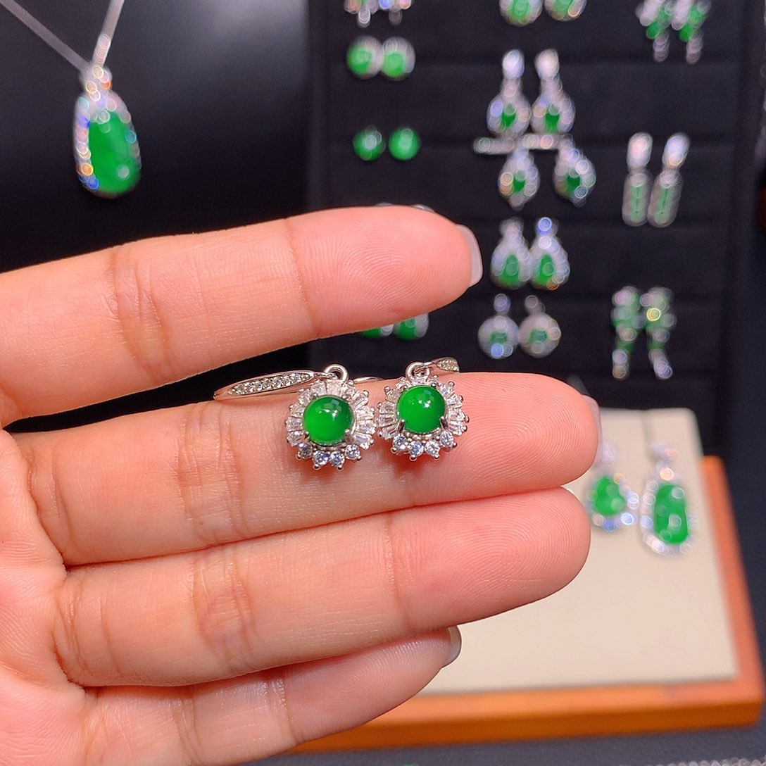 翡翠银S925镶嵌耳饰多样性