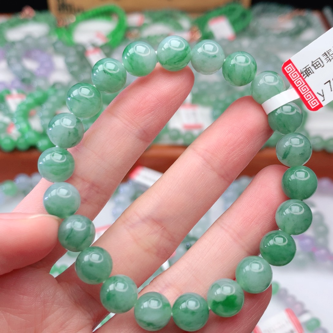 翡翠手链未镶嵌翡翠8.8mm