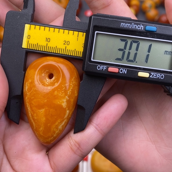 琥珀未镶嵌裸石蜜蜡L