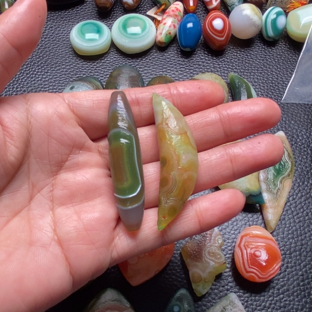 未镶嵌颈饰玛瑙/玉髓雪