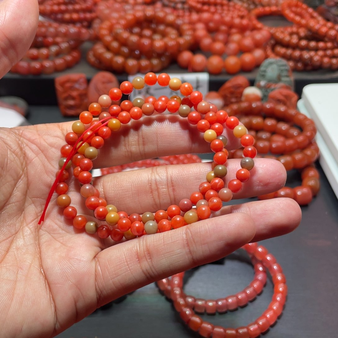 南红玛瑙手链未镶嵌
