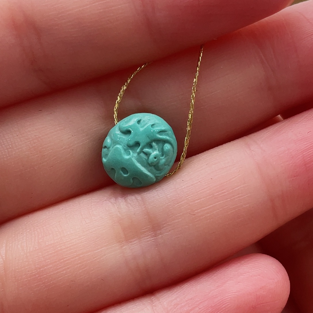 绿松石颈饰未镶嵌