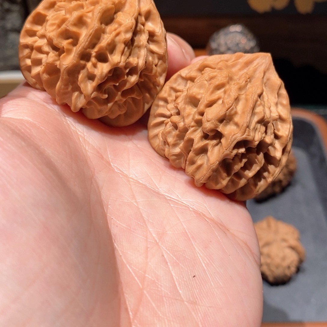 文玩核桃吊坠x**s龙门涧