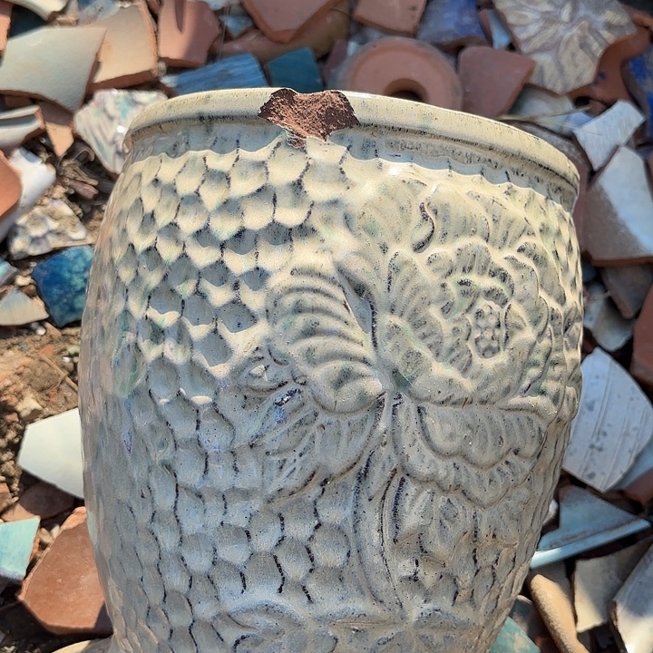 正品紫砂口19高22瑕疵