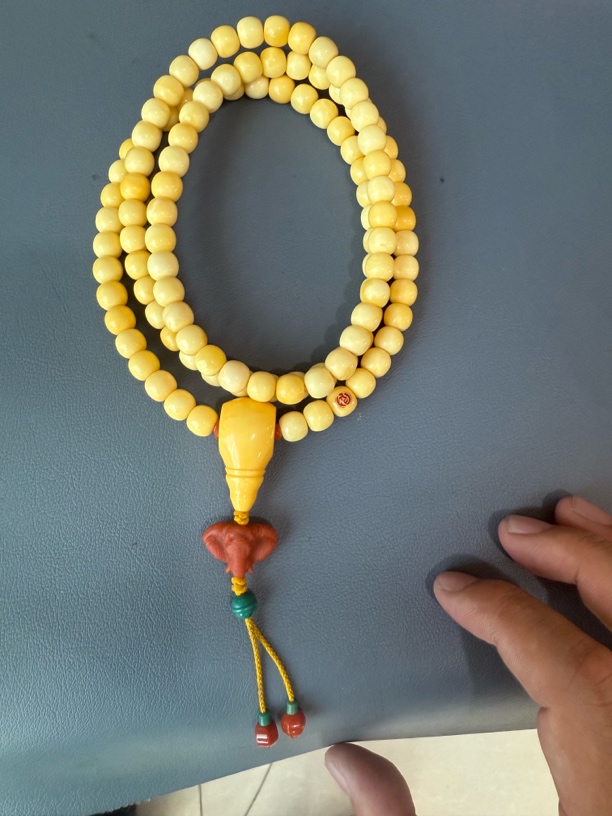 原矿蜜蜡精工脖挂