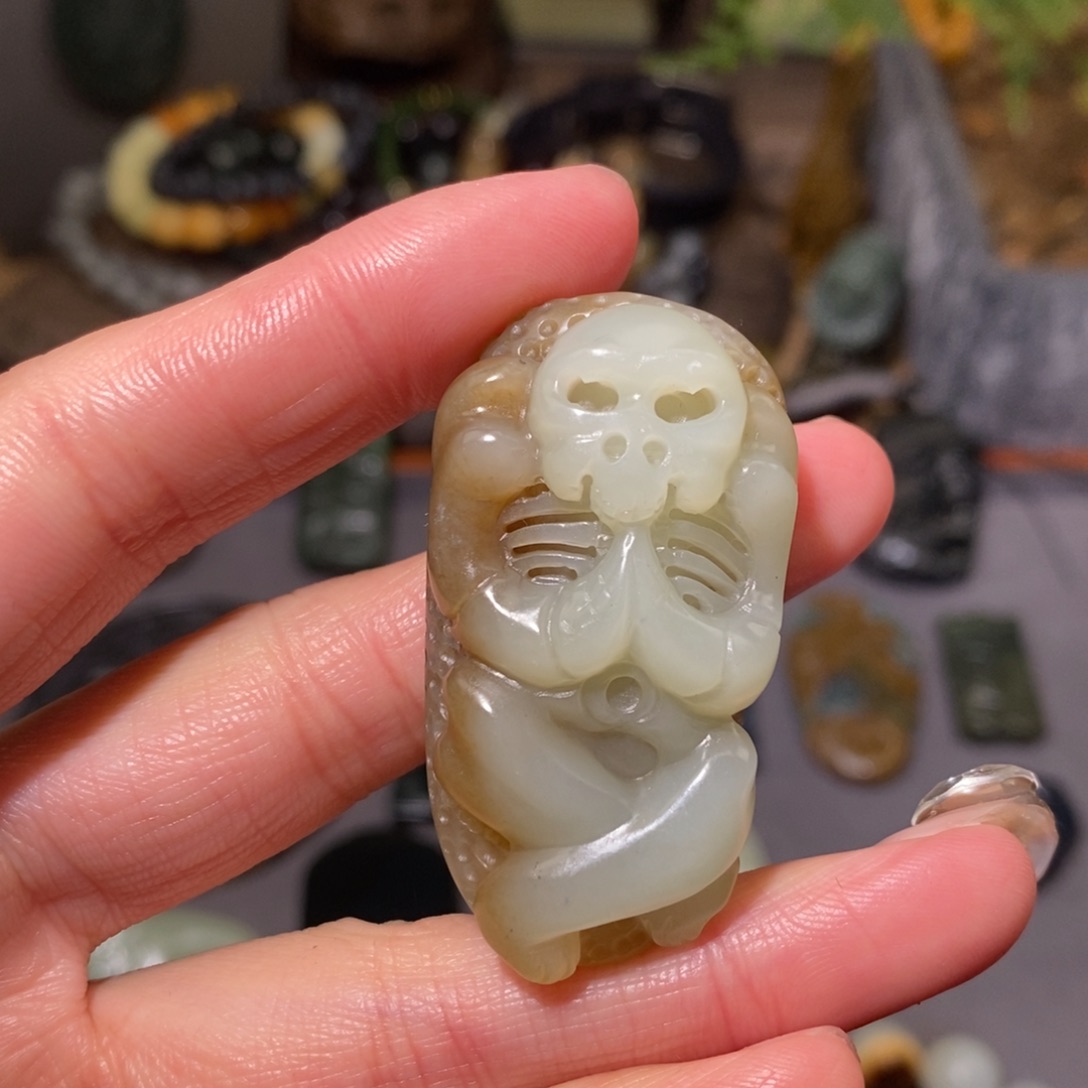 和田玉颈饰未镶嵌