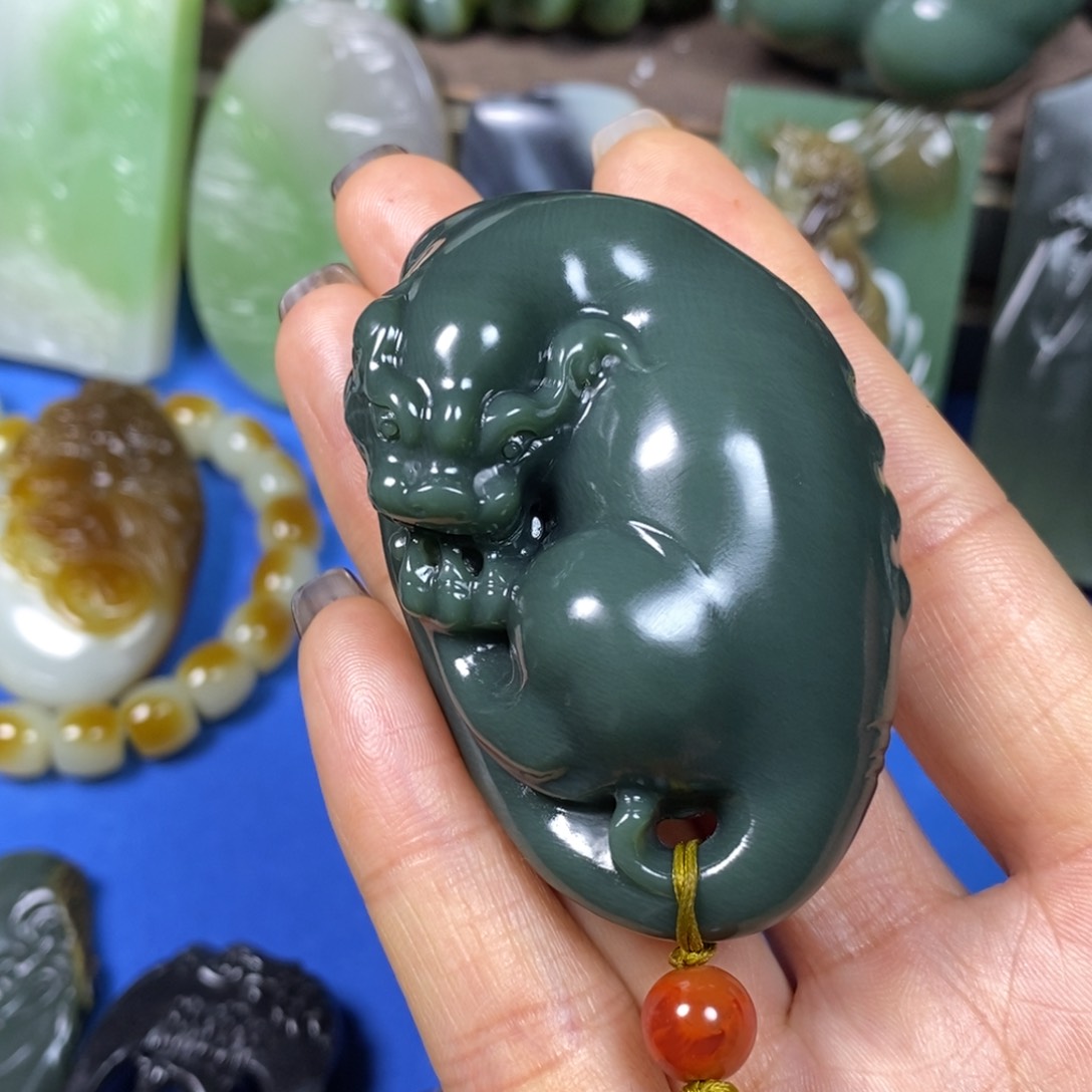 和田玉把件未镶嵌旭**升