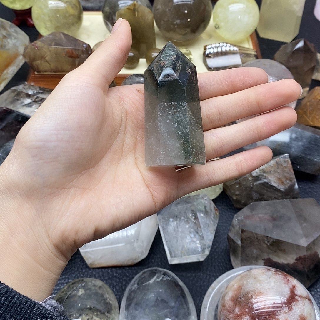 水晶未镶嵌珠宝半成品84水晶石