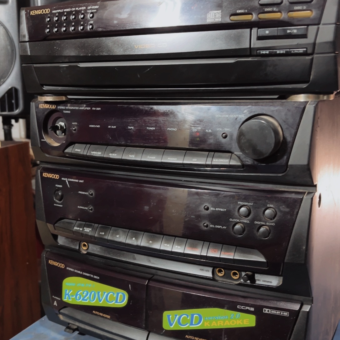 8新建武39两件套包邮，磁带不能用，cd可以