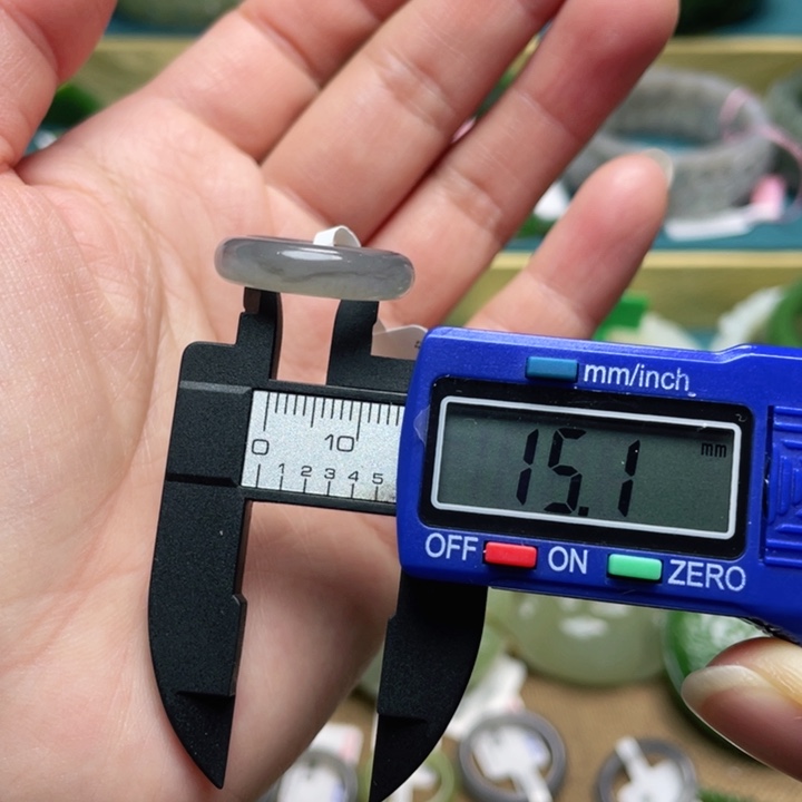 和田玉戒指未镶嵌