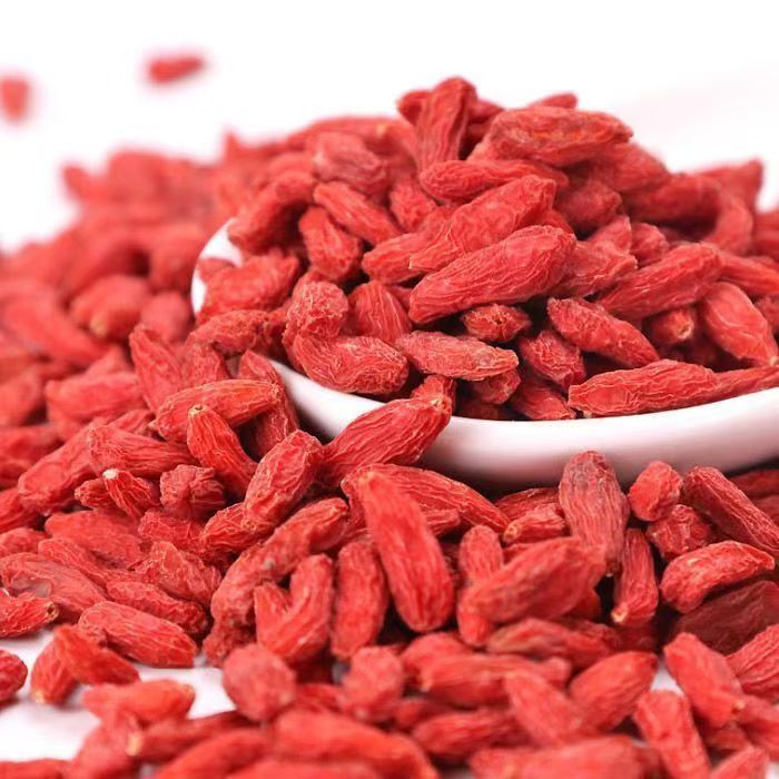 正宗红枸杞产地直供头茬饱满大颗粒头茬枸杞饱满可泡茶泡酒