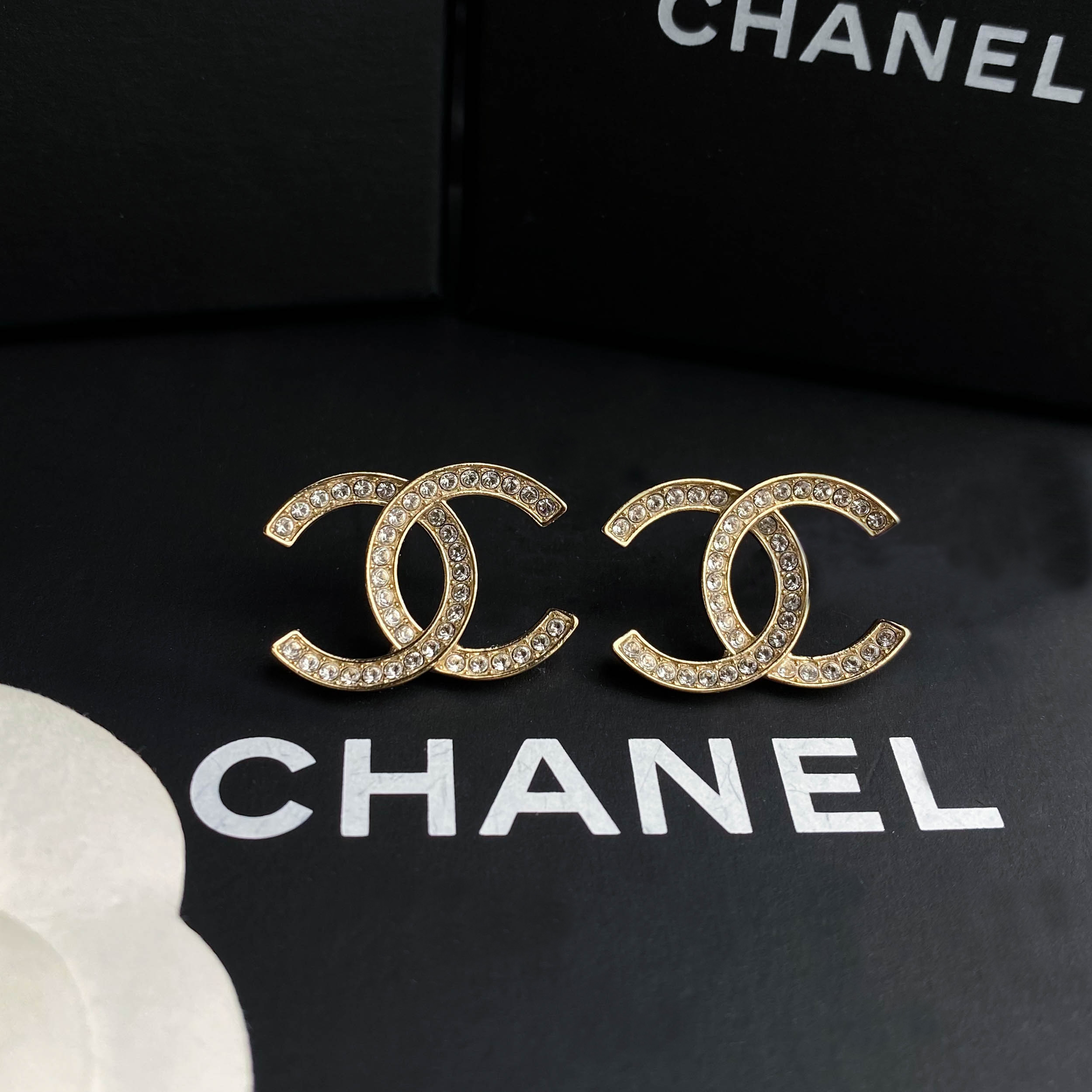 99新 Chanel/香奈儿 FL 闲置双C 淡金色logo镶钻耳钉 S6568