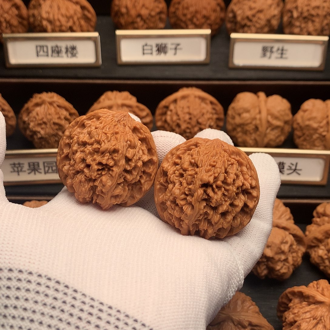 文玩核桃吊坠47号满天星40