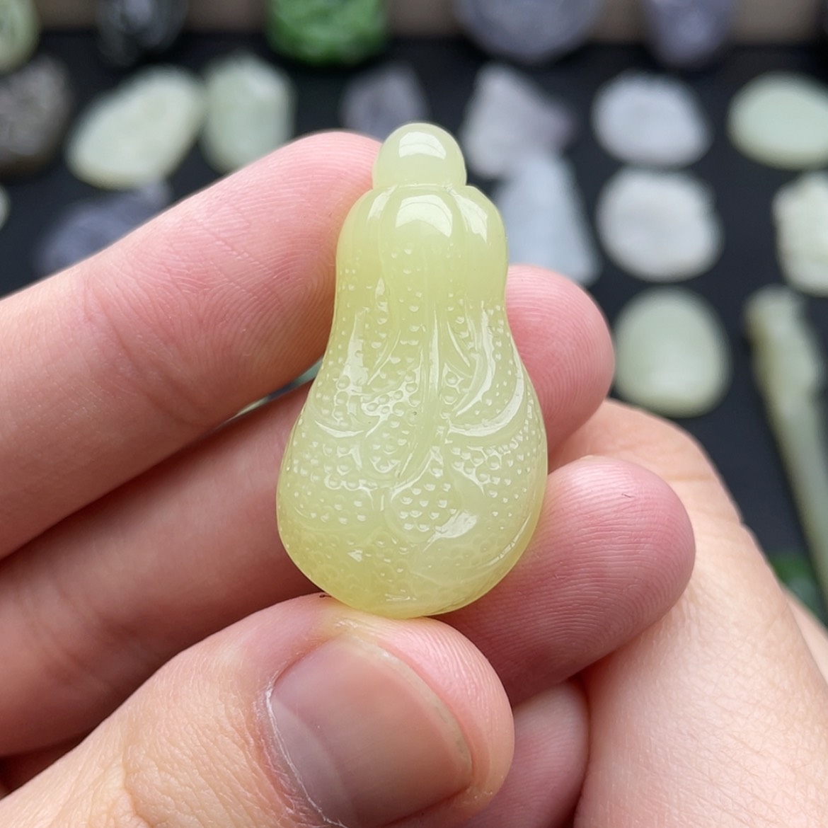 【闪购商品】颈饰未镶嵌和田玉