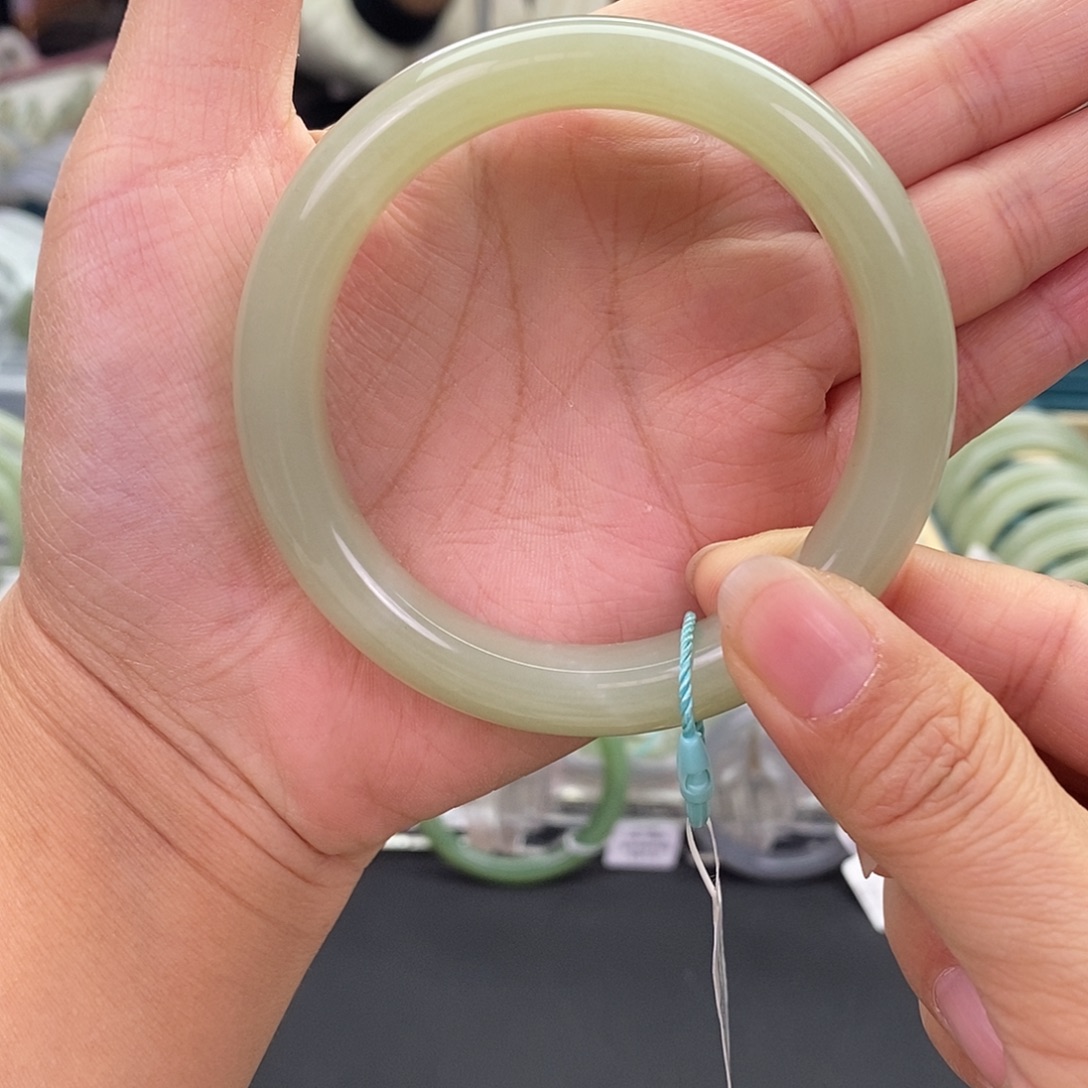 和田玉未镶嵌珠宝奇石57