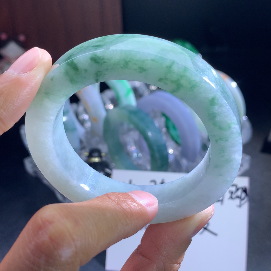 定制翡翠手镯未镶嵌