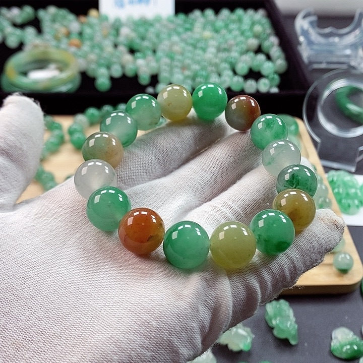 石英质玉手串未镶嵌孙*