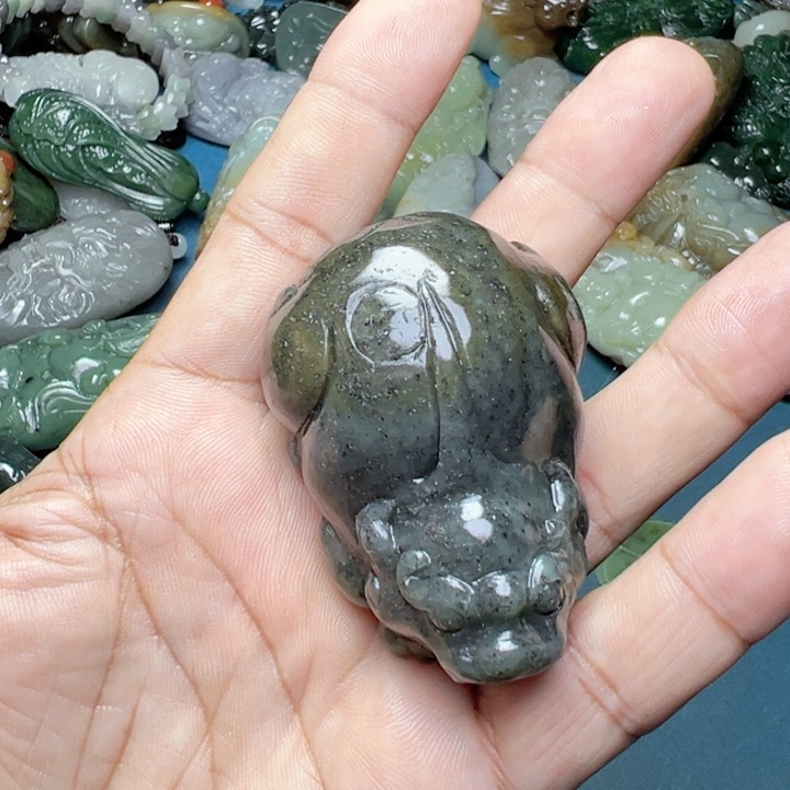 社****未镶嵌和田玉把件