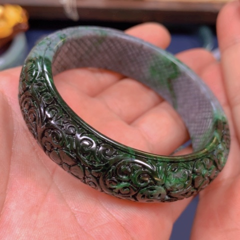 【闪购商品】翡翠手链未镶嵌朝***?翡翠