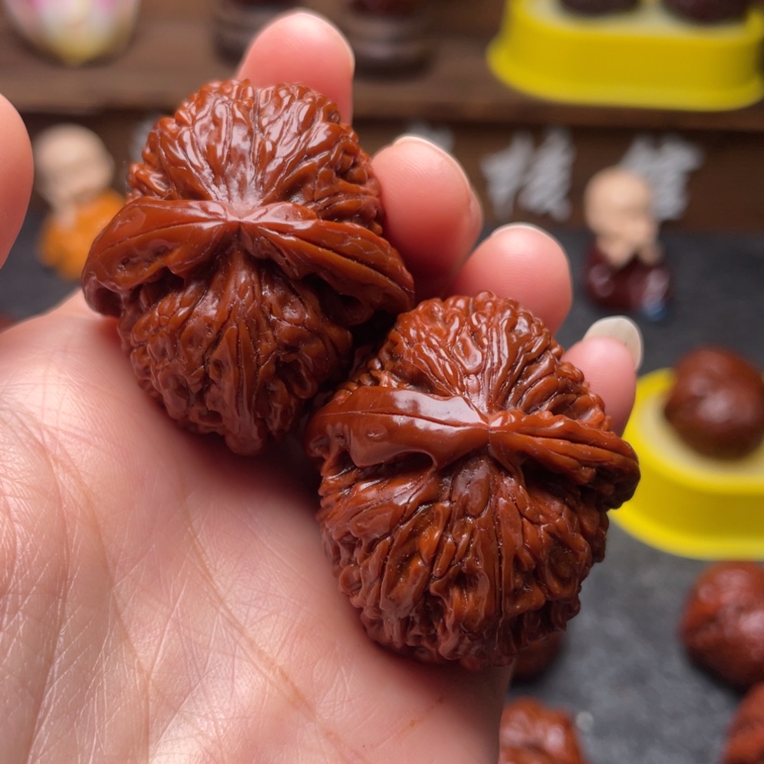 文玩核桃吊坠文玩核桃 手把件 白狮子 36