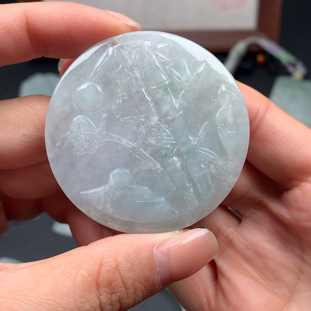 翡翠未镶嵌颈饰竹排